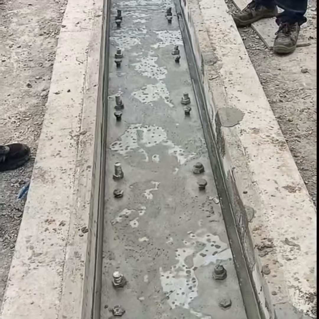 嘉禾港口码头起重机龙门吊重型机械设备稳固用早强快凝轨道胶泥